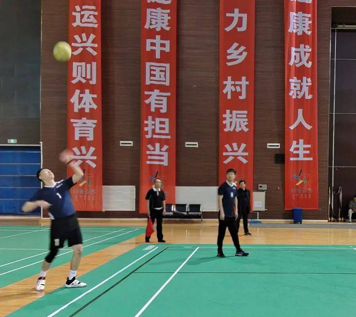 兴安银铅冶炼公司工会职工代表参加全市职工运动会