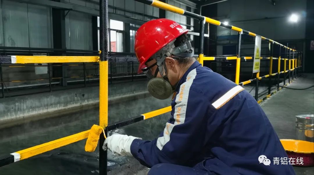 中鋁青海分公司陽極成型生產部開展現場無泄漏專項治理