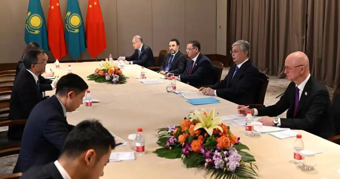 中国有色集团总经理张晋军拜会哈萨克斯坦总统托卡耶夫  双方对推进中哈战略合作项目充满信心