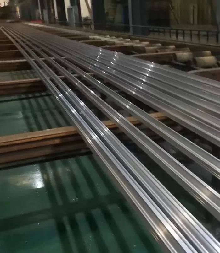 甘肃东铝股份有限责任公司太阳能铝边框生产项目达标并正式稳产量产