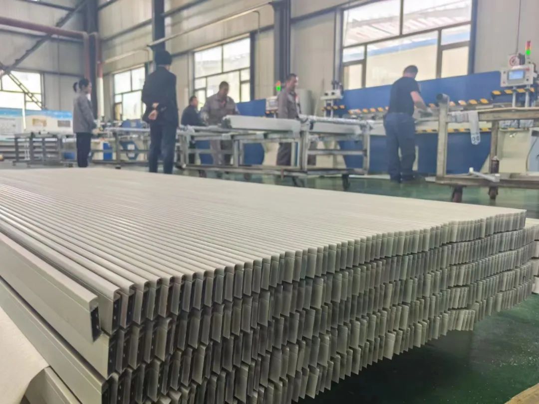 甘肃东铝股份有限责任公司太阳能铝边框生产项目达标并正式稳产量产
