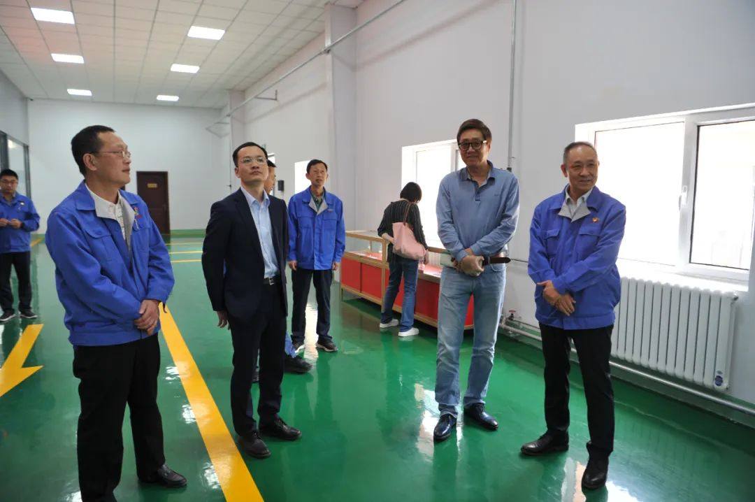 中国华腾工业公司副总裁刘晓东到白银集团调研