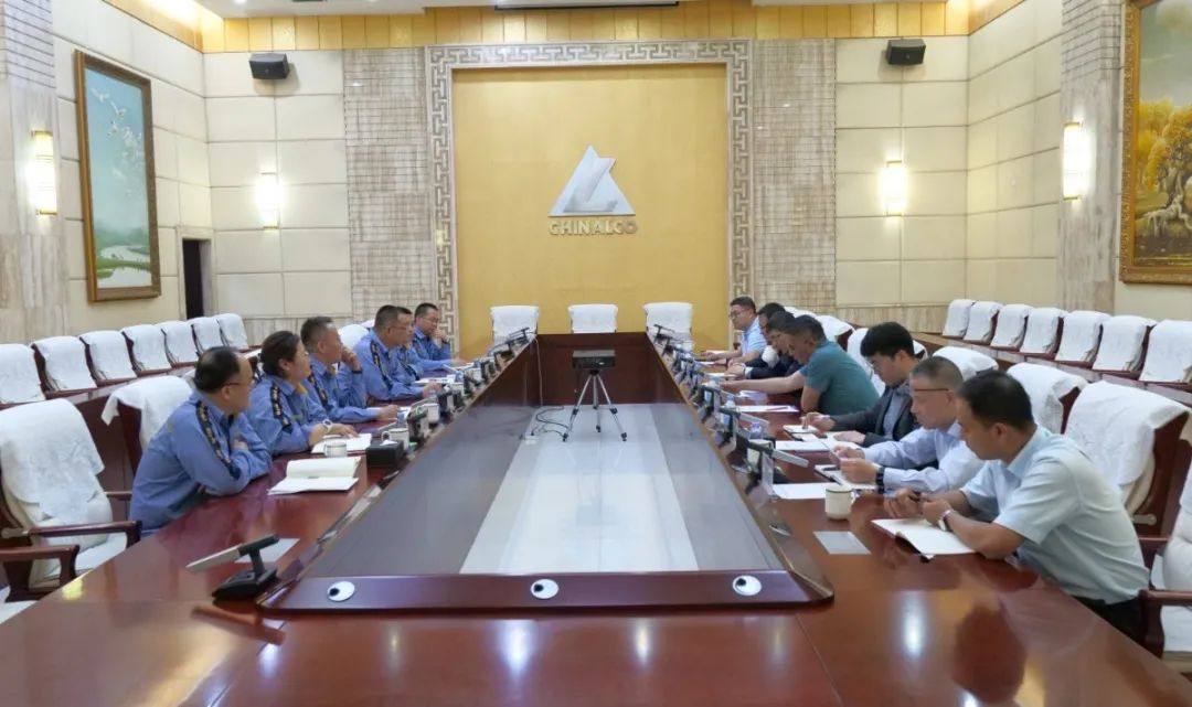 中国建设银行总行战略客户部资深副经理刘刚一行调研包头铝业