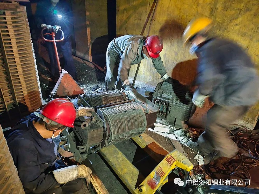 中铝洛阳铜业有限公司资产盘活重点项目：串联轧机拆除进入收尾阶段