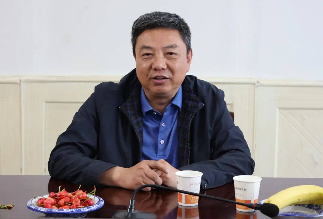 陕西锌业公司召开科技工作者日座谈会