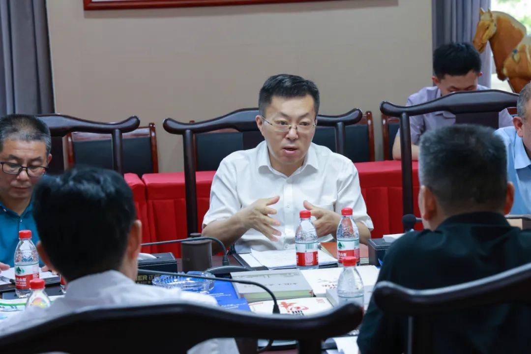 铜陵市政府副市长杨如松一行莅临全威铜业视察指导