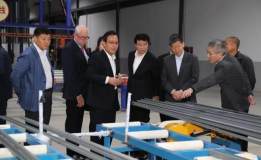 濱州市領導和魏橋創業集團領導張士平、張波視察華建鋁型材項目建設