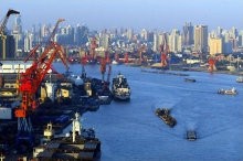 江南造船厂13.7米铝合金游艇建造进入第二阶段