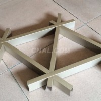 <em class='color-orange'>三角形</em><em class='color-orange'>鋁</em><em class='color-orange'>格柵</em>有哪些規格