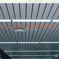 室內通道<em class='color-orange'>鋁條</em><em class='color-orange'>扣</em>室內走廊<em class='color-orange'>鋁條</em><em class='color-orange'>扣</em>吊頂