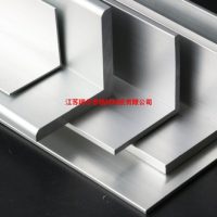 現貨供應大小規格等邊工業<em class='color-orange'>角</em><em class='color-orange'>鋁</em>