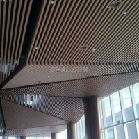 仿木紋鋁方管 商場吊頂