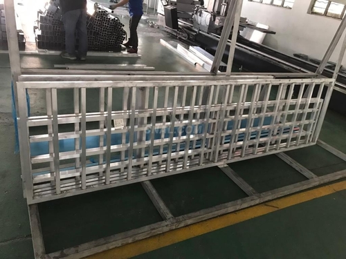 铝方管焊接铝窗花生产厂家