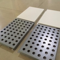 穿孔鍍鋅鋼鐵<em class='color-orange'>扣</em><em class='color-orange'>板</em>吊頂