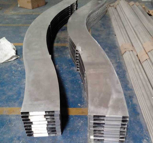 異形鋁格柵方通生產基地
