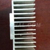 鋁合金<em class='color-orange'>散熱器</em><em class='color-orange'>型材</em>002