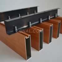 外牆裝飾立柱<em class='color-orange'>木紋</em><em class='color-orange'>型材</em>四方管