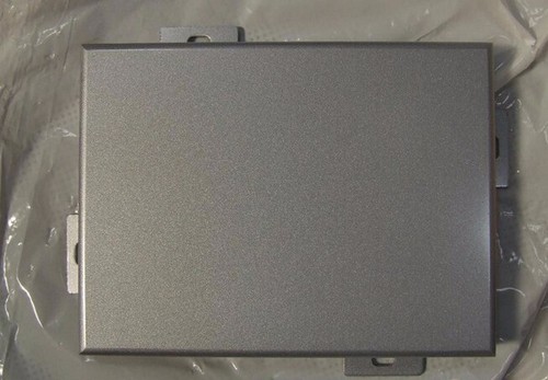 厂家定制2.0mm氟碳造型铝单板