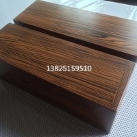 外牆氟碳鋁型材<em class='color-orange'>方</em><em class='color-orange'>管</em>