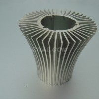供应铝合金<em class='color-orange'>工业</em><em class='color-orange'>型材</em>电机壳<em class='color-orange'>型材</em>