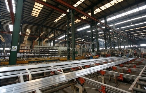 断桥门窗专业的铝型材生产厂家