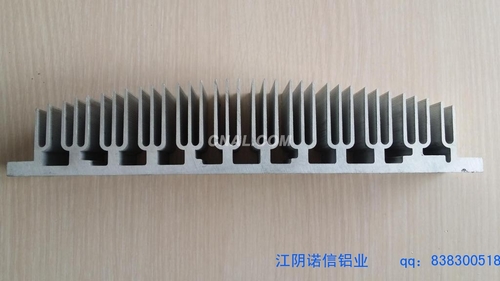 江陰鋁型材廠家供應鋁散熱器