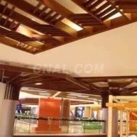 服装城<em class='color-orange'>铝</em><em class='color-orange'>方</em><em class='color-orange'>通</em><em class='color-orange'>吊顶</em>