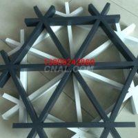 <em class='color-orange'>鋁</em><em class='color-orange'>格柵</em>吊頂<em class='color-orange'>廠家直銷</em> <em class='color-orange'>鋁</em><em class='color-orange'>格柵</em>供應商