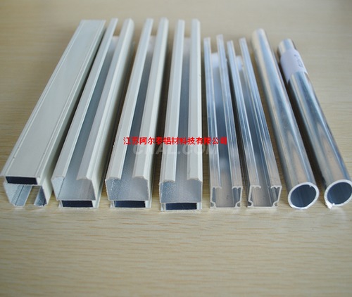 供應6063-T5窗簾軌道鋁合金型材