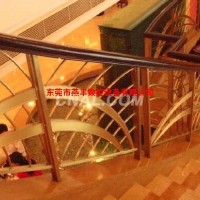 東莞高精度<em class='color-orange'>鋁材</em><em class='color-orange'>切割機</em>