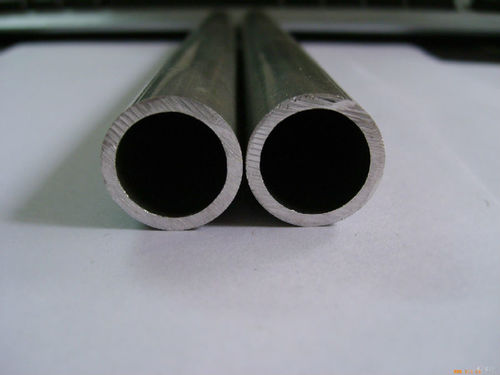 供應各種鋁管，鋁棒，鋁板等鋁型材