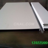 任丘C型<em class='color-orange'>鋁條</em><em class='color-orange'>扣</em>天花