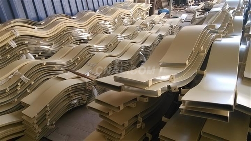 波浪造型天花鋁方通廠家直銷價格