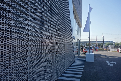 奧迪汽車4S店建築外牆裝飾鋁掛板