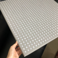 氟碳漆铝扣板 灰色方孔铝扣板