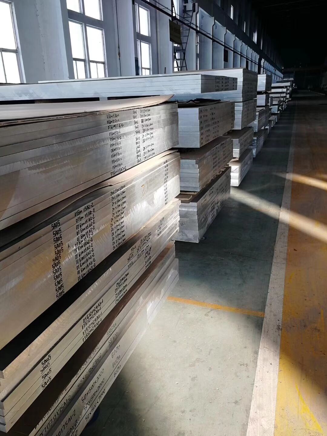 大型铝板带生产厂家隔音板用