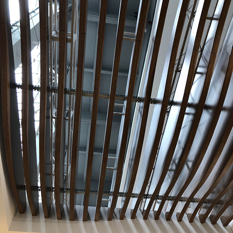 展厅铝天花吊顶波浪铝格栅工厂定制