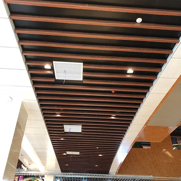商業中心鋁方通吊頂木紋鋁方通
