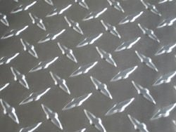 防滑铝板 五条筋铝板花纹铝板