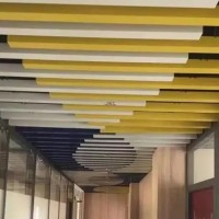 雙曲<em class='color-orange'>鋁</em>單板<em class='color-orange'>鋁</em>單板門頭型材<em class='color-orange'>方</em><em class='color-orange'>管</em>