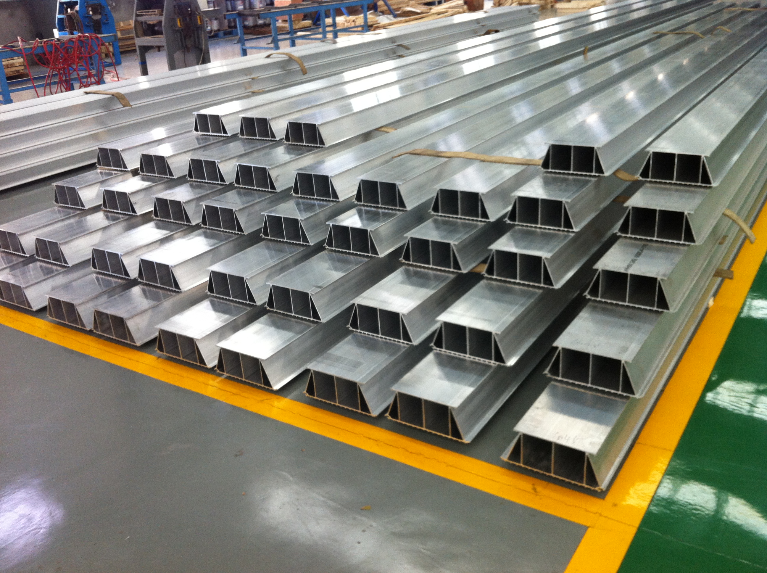 停机坪铝型材生产厂家停机坪铝型材