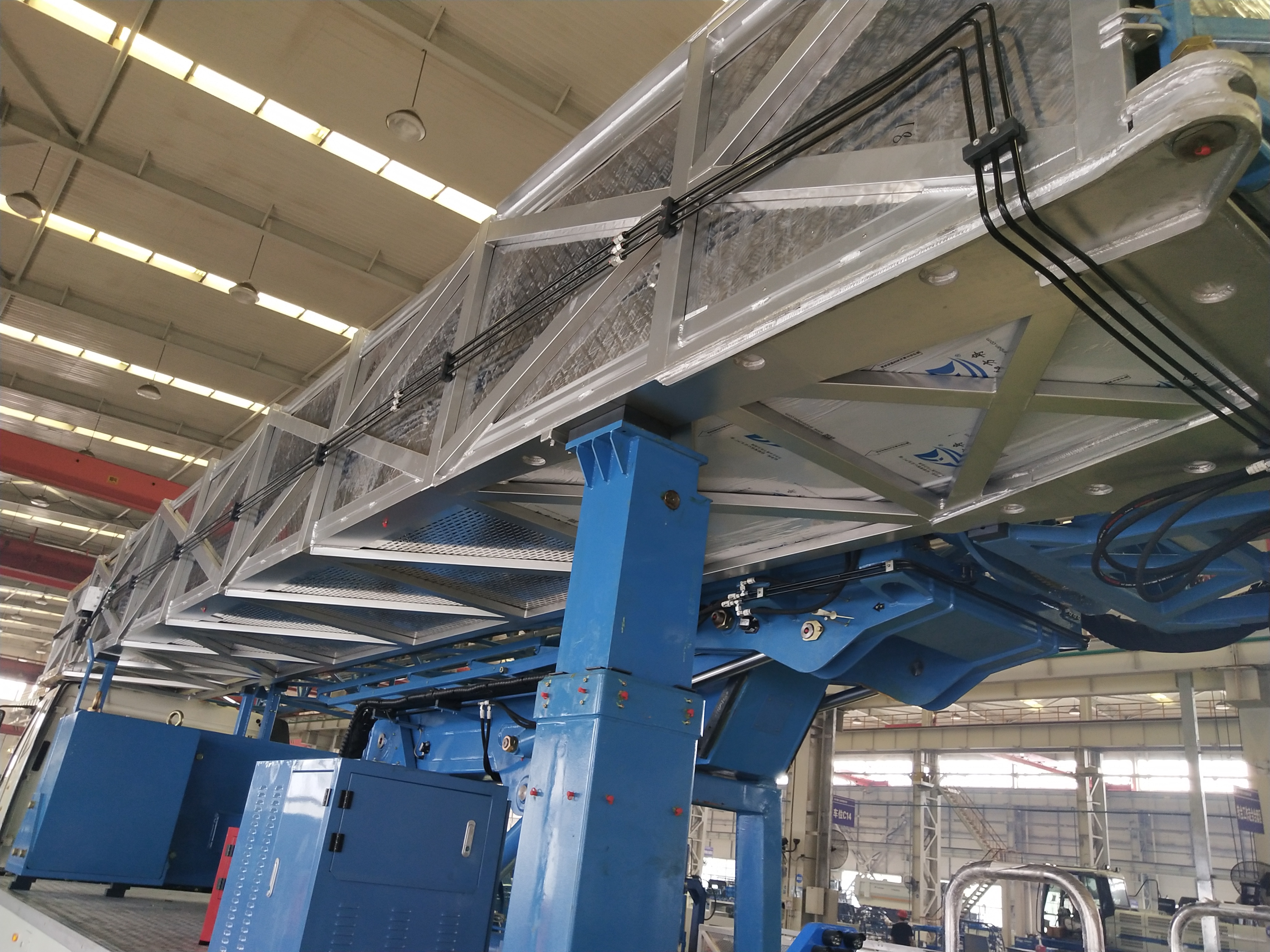 國內大型高空鋁合金伸縮臂生產廠家