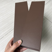 咖啡色鋁格柵小區(qū)廊架鋁方通吊頂
