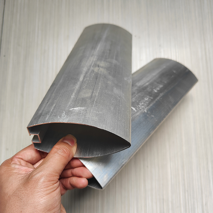機翼型鋁方通子彈頭鋁格柵橢圓管