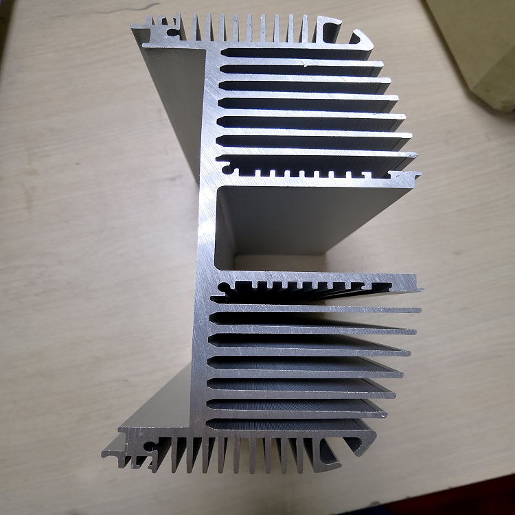 散热器铝合金型材 